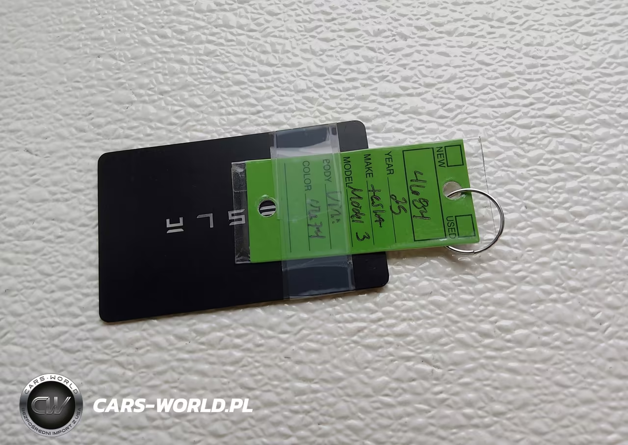 2025 Tesla Model 3 VIN:5YJ3E1EA3SF940674 - 10