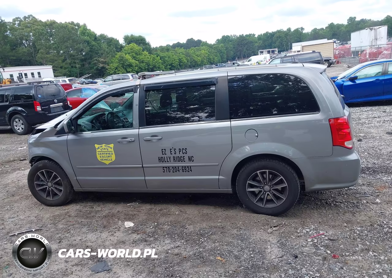 2017 Dodge Grand Caravan Sxt VIN:2C4RDGCG2HR600131 - 14