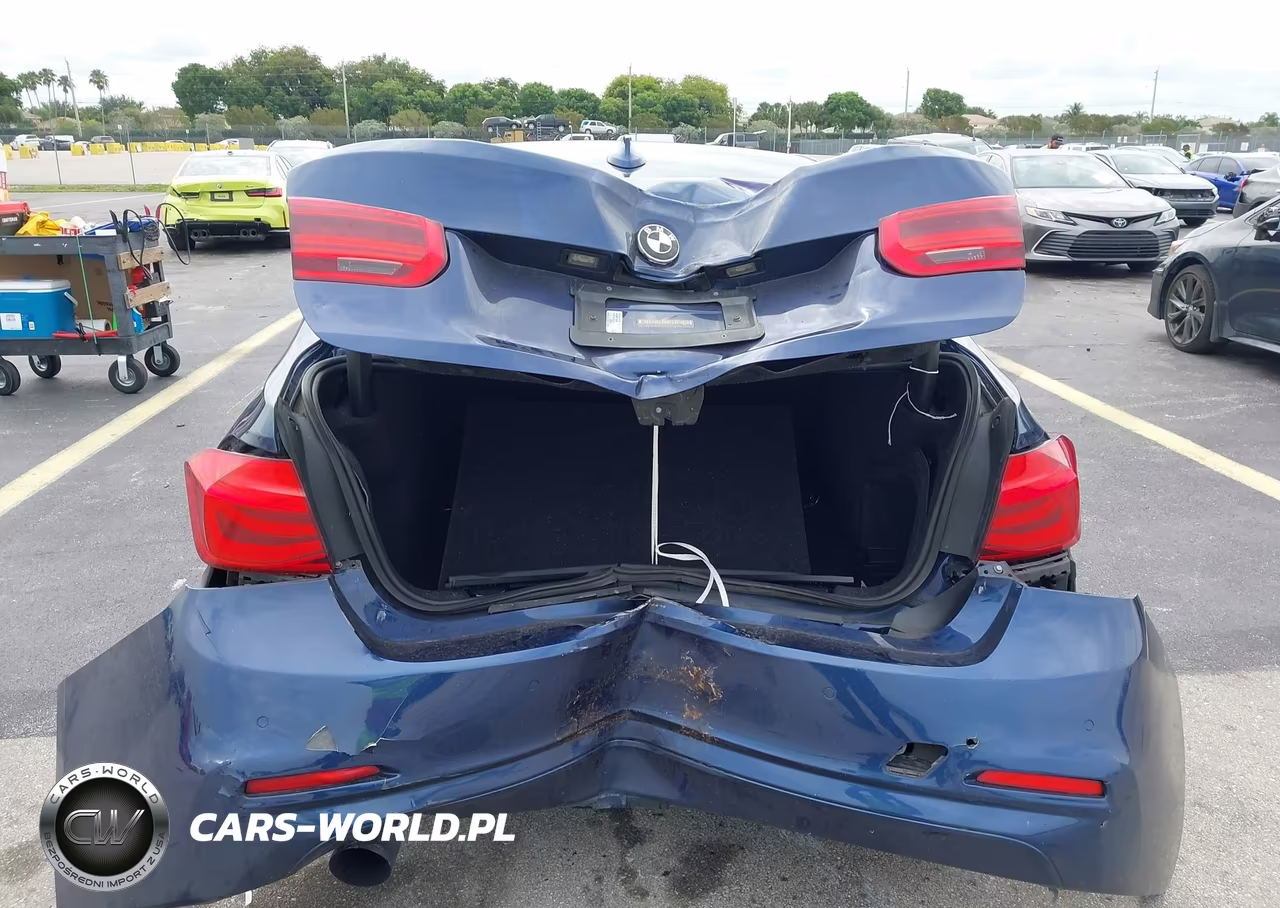 2017 BMW 320 I VIN:WBA8E1G51HNU14928 - 16