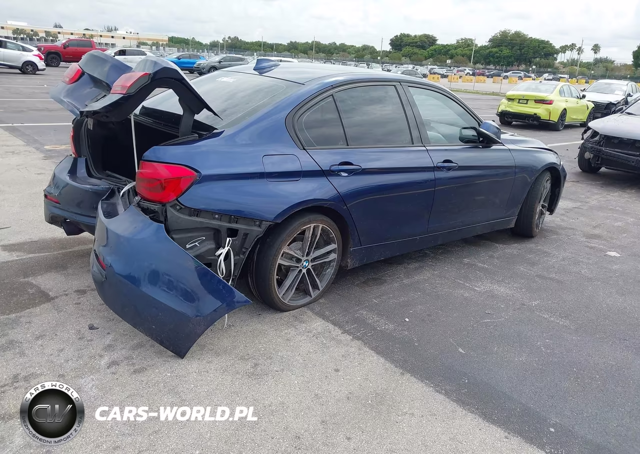 2017 BMW 320 I VIN:WBA8E1G51HNU14928 - 4