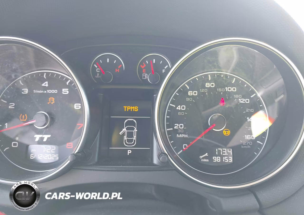 2012 Audi Tt 2.0T Premium Plus VIN:TRUBFAFK7C1015332 - 7