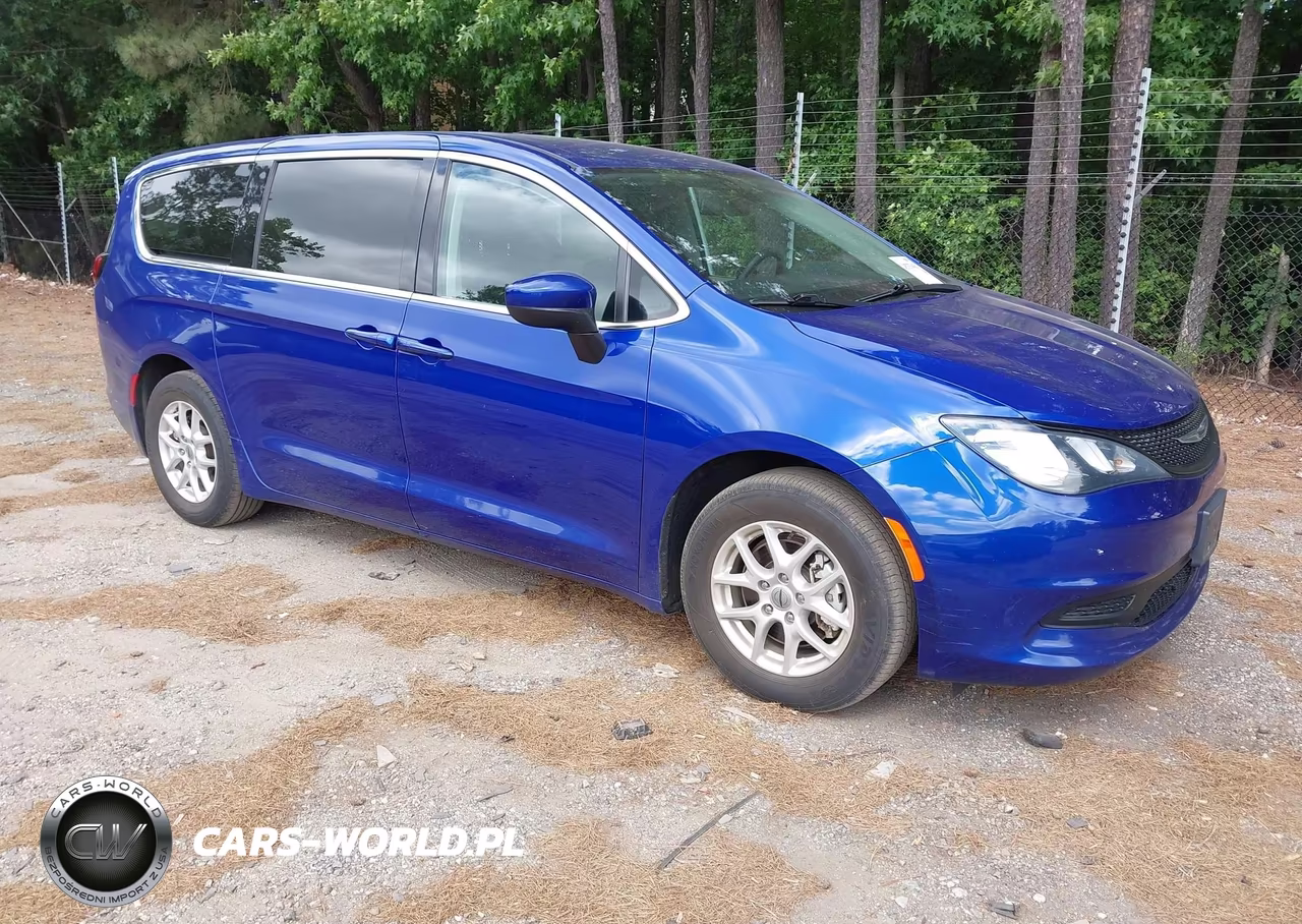 2021 Chrysler Voyager Lx – zdjęcie 1 z 16