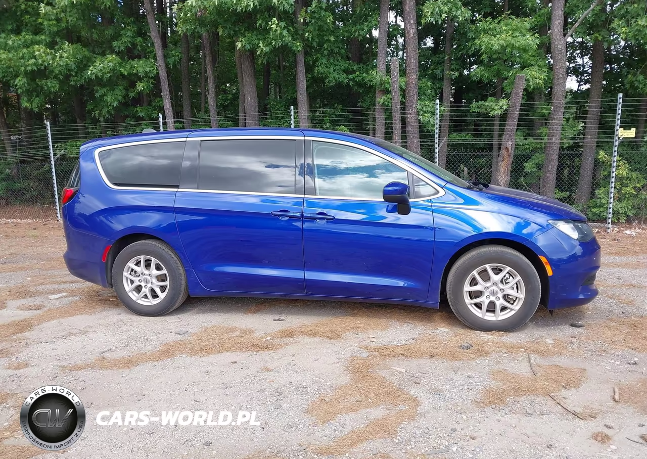 2021 Chrysler Voyager Lx VIN:2C4RC1CG2MR577735 - 13