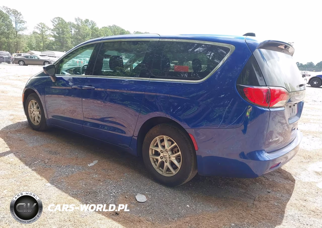 2021 Chrysler Voyager Lx VIN:2C4RC1CG2MR577735 - 3