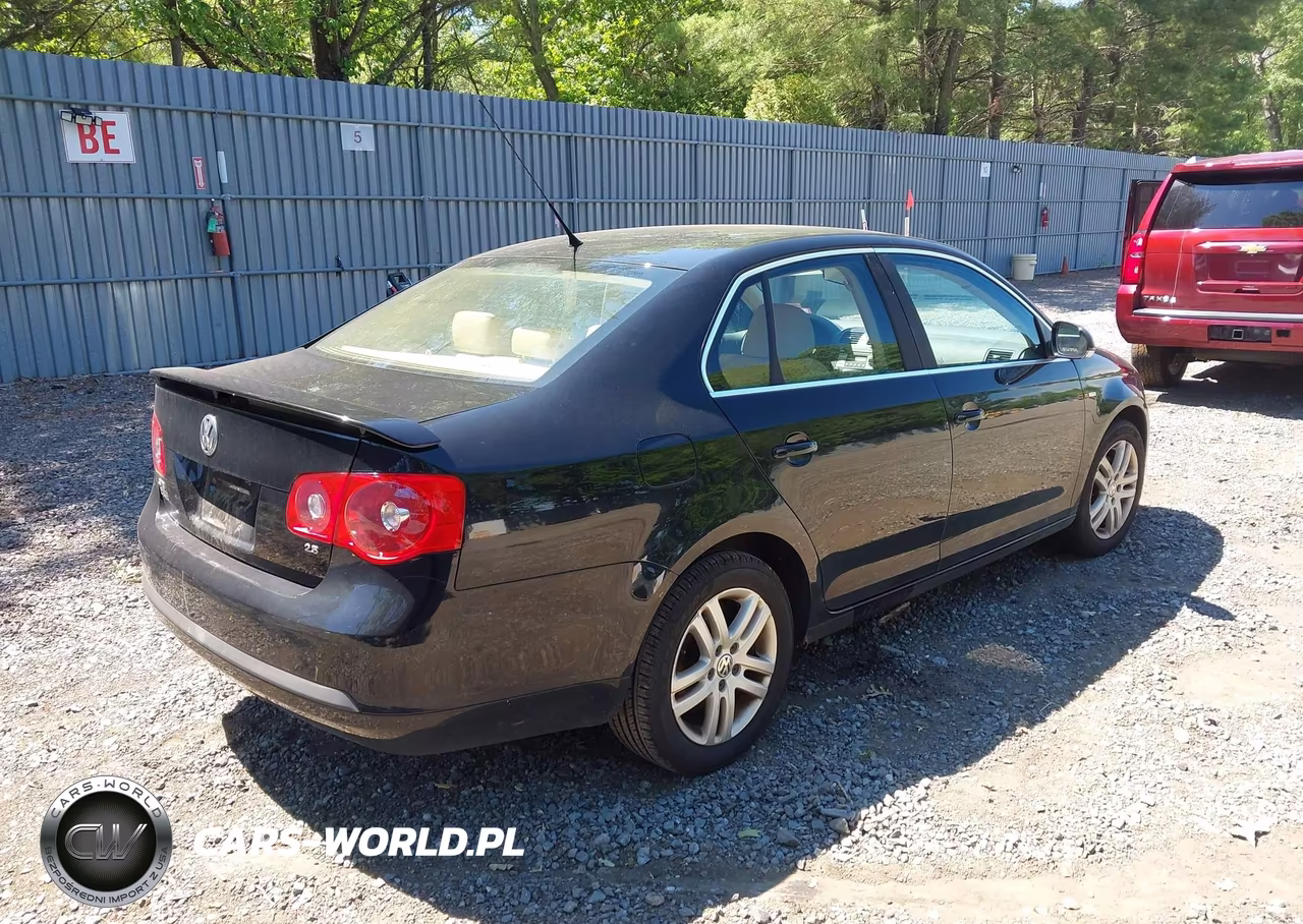 2007 Volkswagen Jetta Wolfsburg Edition VIN:3VWEF71K27M150905 - 4