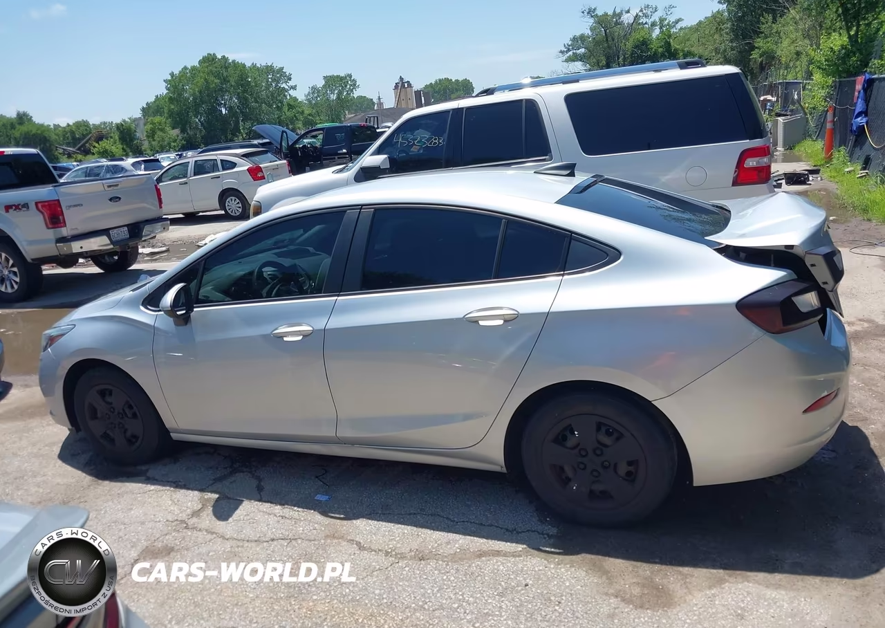 2017 Chevrolet Cruze Ls Auto VIN:1G1BC5SM3H7116432 - 15