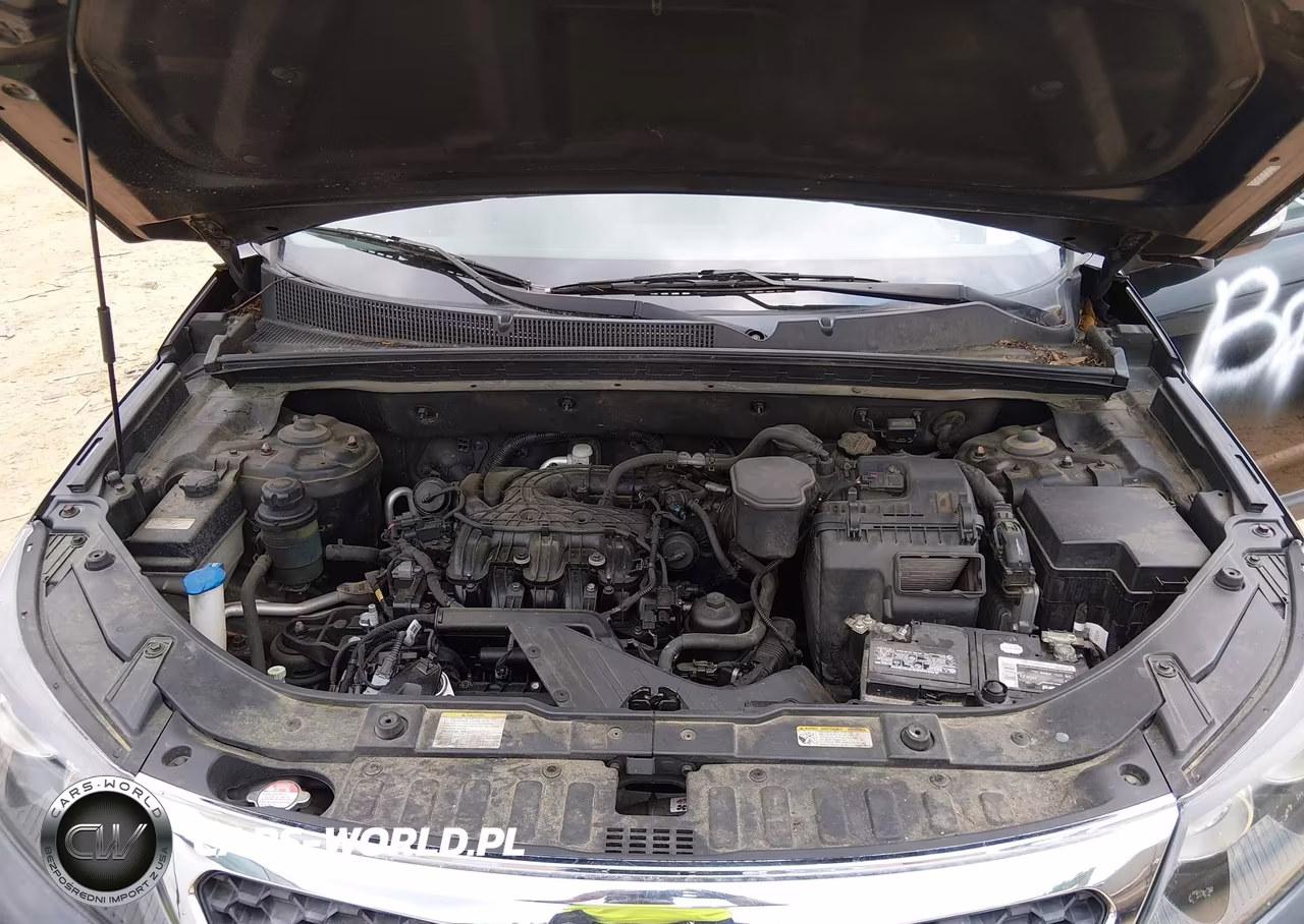 2011 Kia Sorento Lx V6 VIN:5XYKT4A21BG045761 - 10