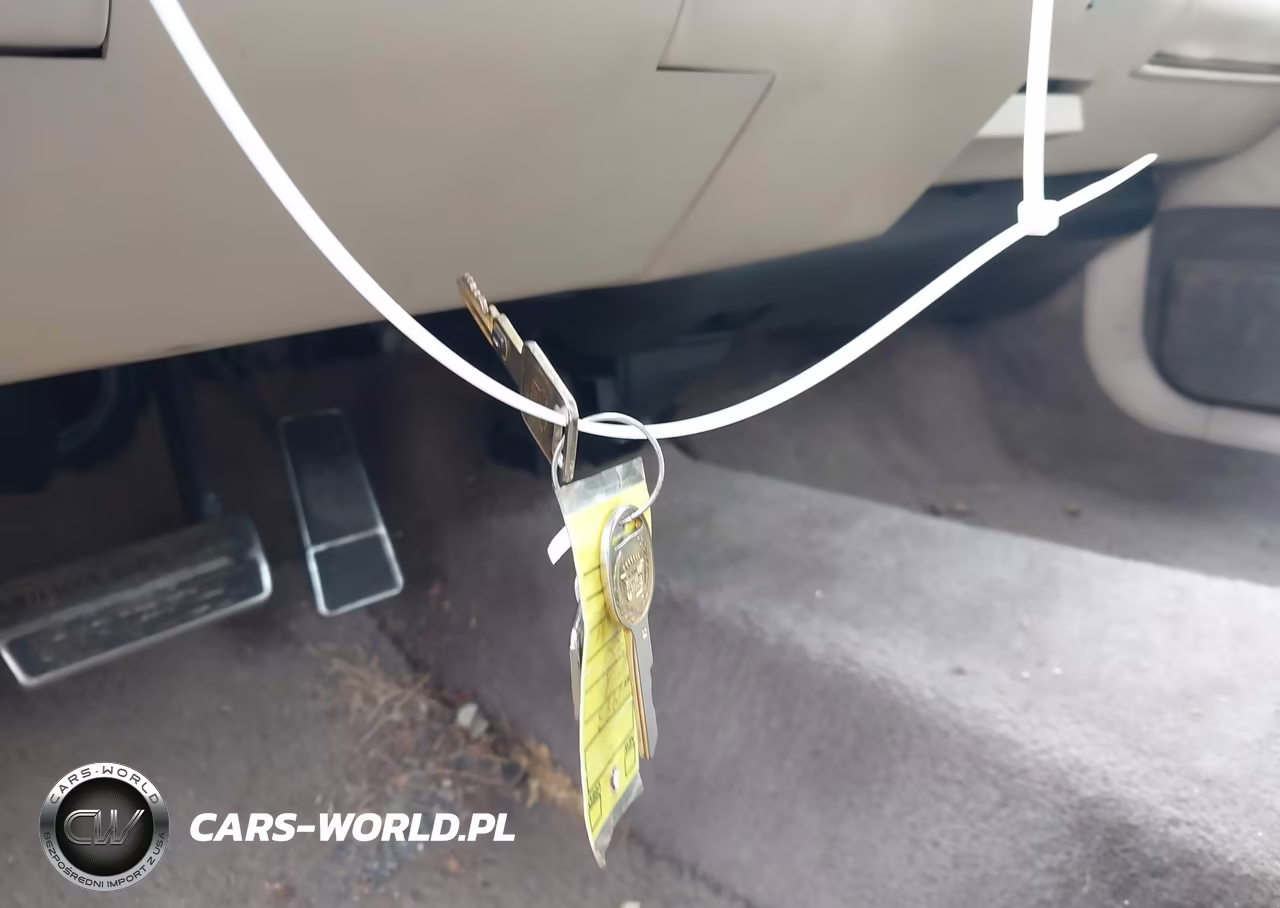 1993 Cadillac Deville VIN:1G6CD53B7P4290075 - 11