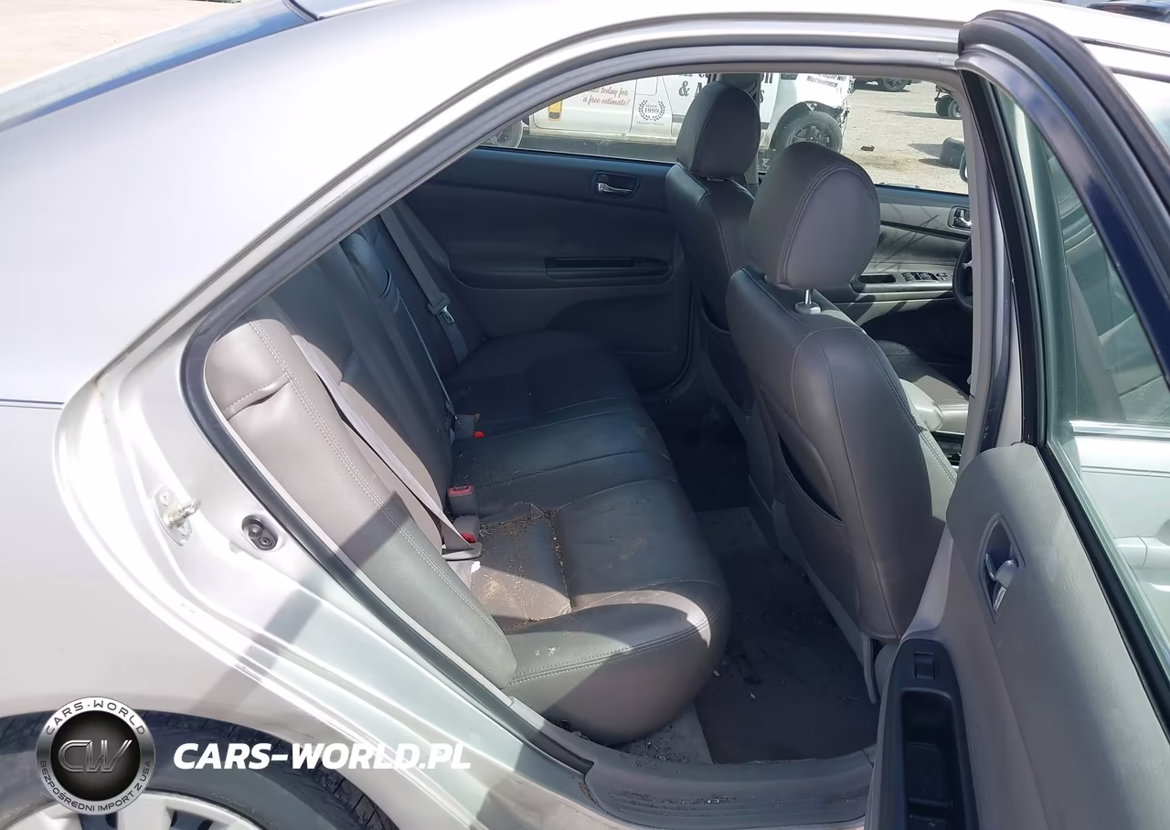 2005 Toyota Camry Le VIN:4T1BE32K65U055557 - 8