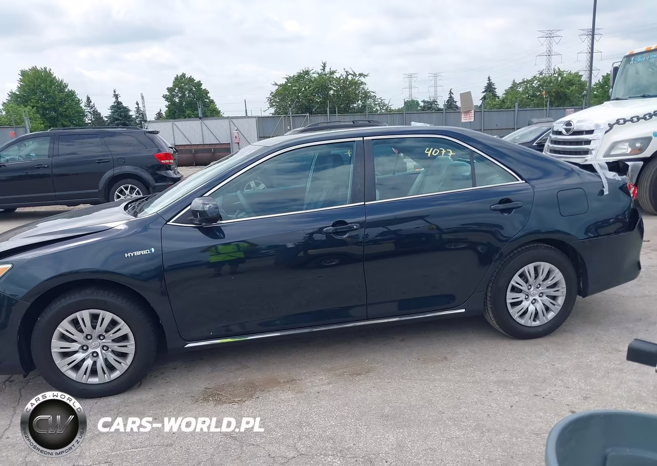 2014 Toyota Camry Hybrid Le VIN:4T1BD1FKXEU137986 - 14