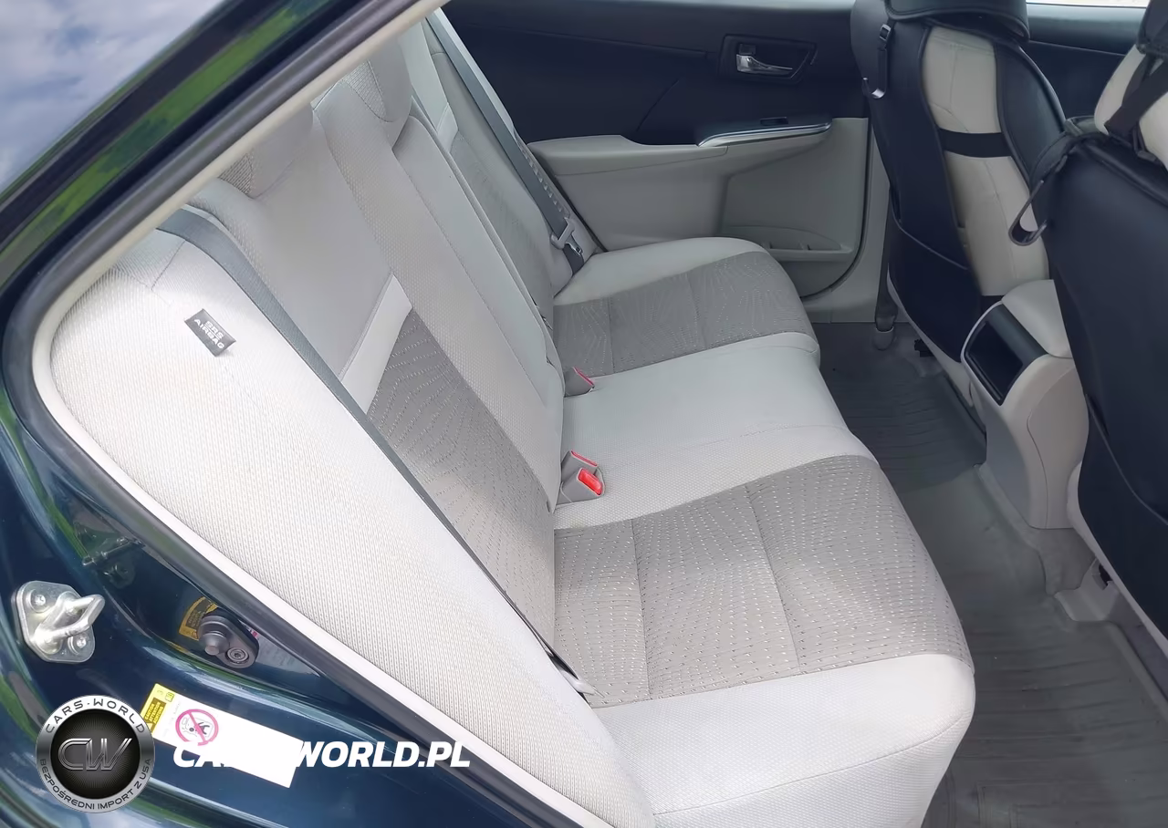 2014 Toyota Camry Hybrid Le VIN:4T1BD1FKXEU137986 - 8