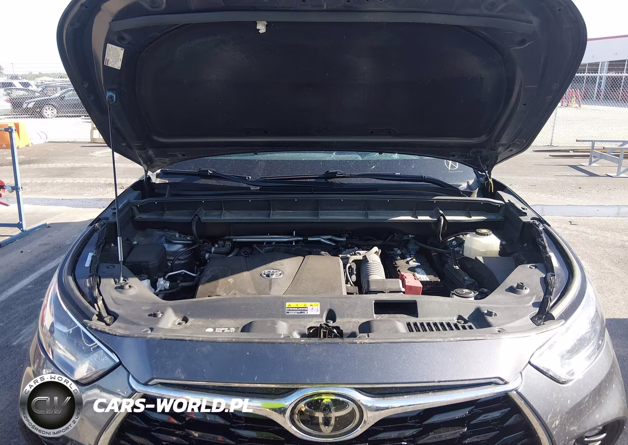 2021 Toyota Highlander Limited VIN:5TDDZRBH5MS067906 - 10