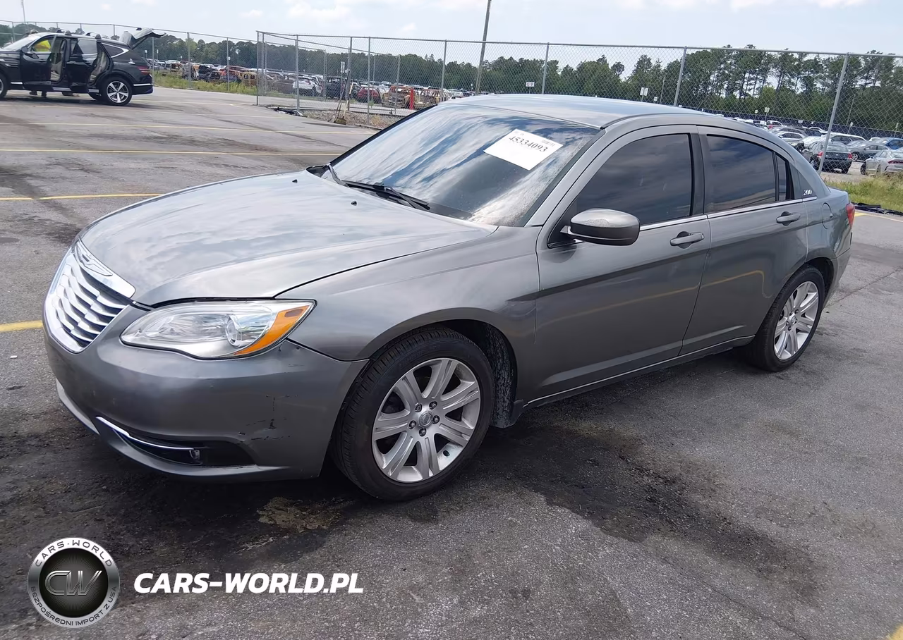 2011 Chrysler 200 Touring VIN:1C3BC1FB6BN614074 - 2