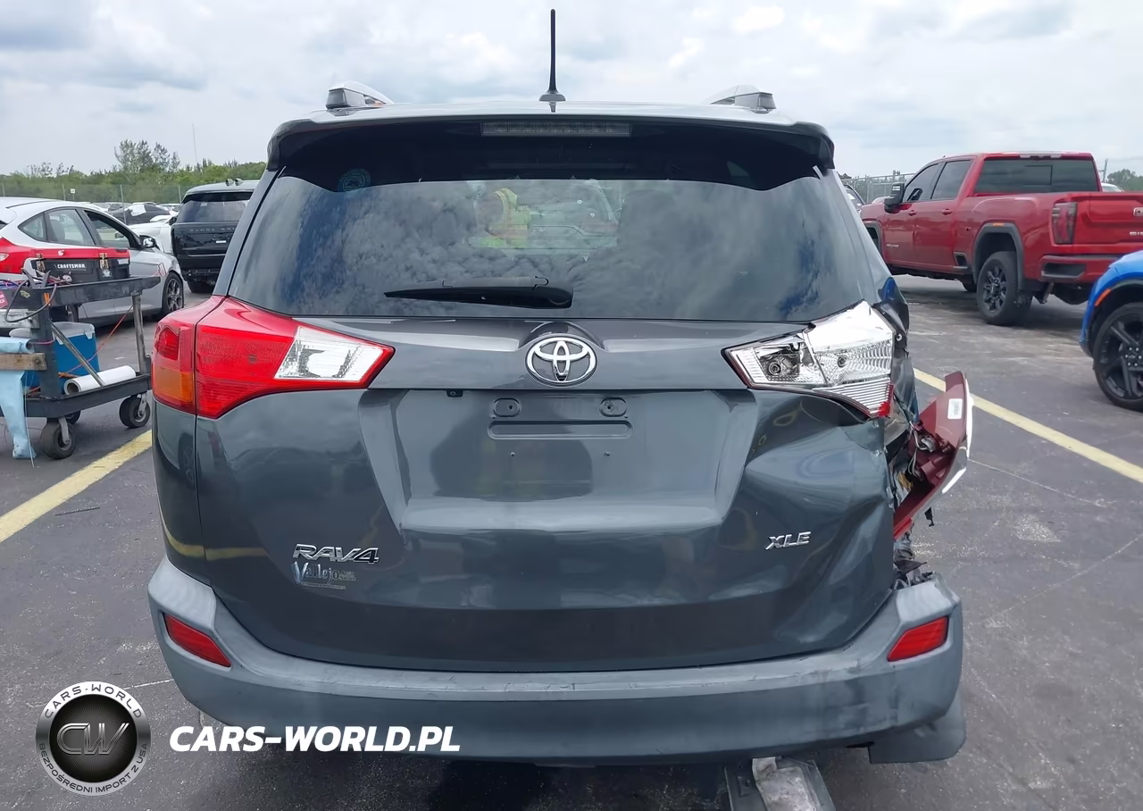 2015 Toyota Rav4 Xle VIN:2T3WFREV2FW198408 - 16