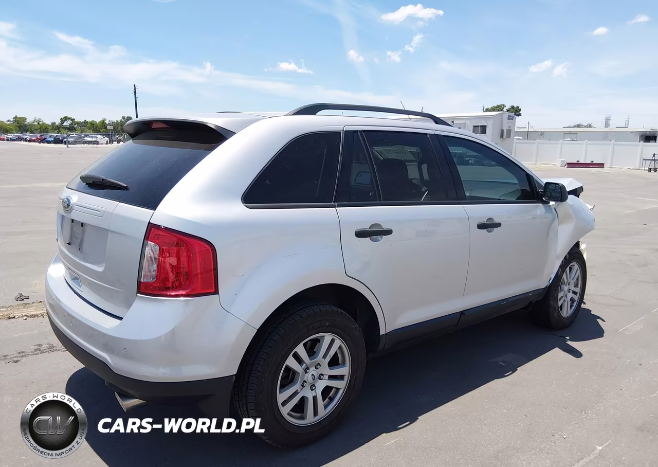 2013 Ford Edge Se VIN:2FMDK3GC0DBA43511 - 4
