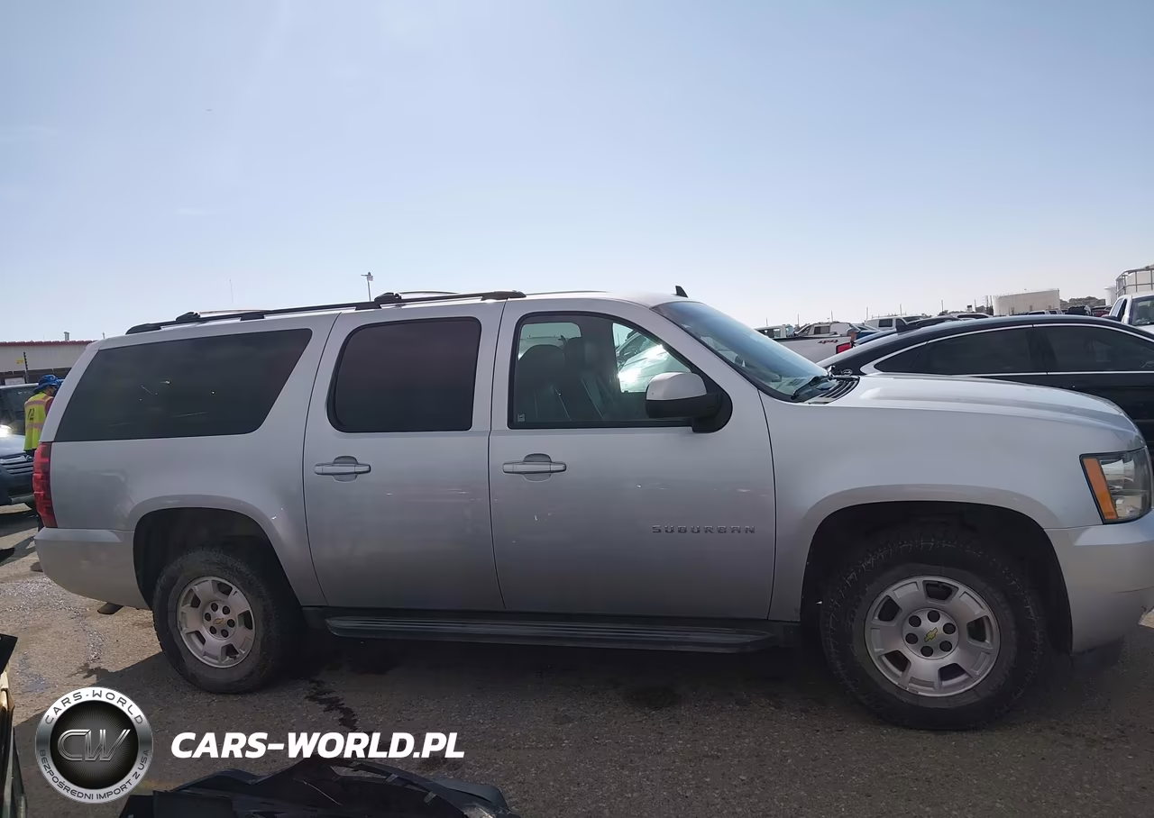 2013 Chevrolet Suburban 1500 Ls VIN:1GNSKHE71DR101693 - 14