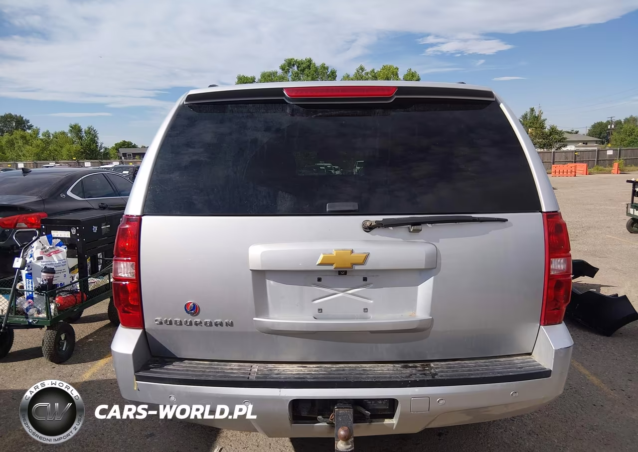 2013 Chevrolet Suburban 1500 Ls VIN:1GNSKHE71DR101693 - 17