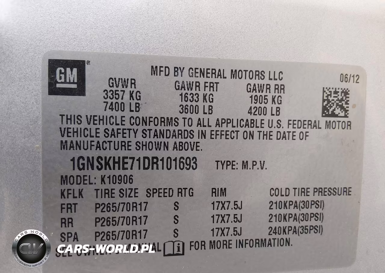 2013 Chevrolet Suburban 1500 Ls VIN:1GNSKHE71DR101693 - 9