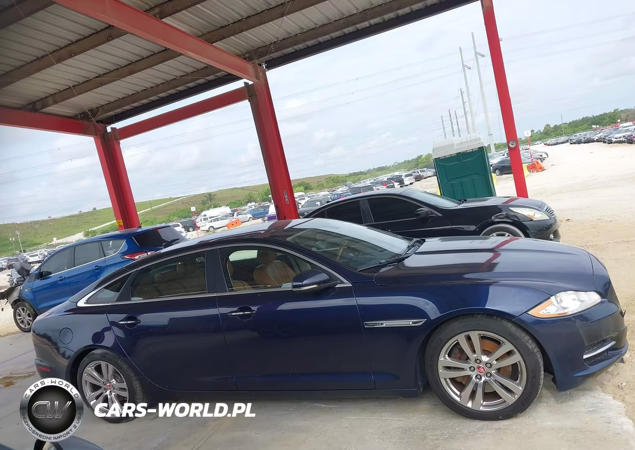 2015 Jaguar Xj Xjl Portfolio VIN:SAJWA2GZXF8V81154 - 13