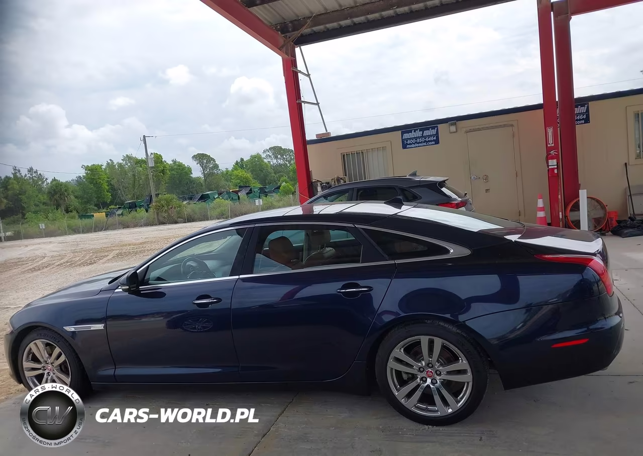 2015 Jaguar Xj Xjl Portfolio VIN:SAJWA2GZXF8V81154 - 14