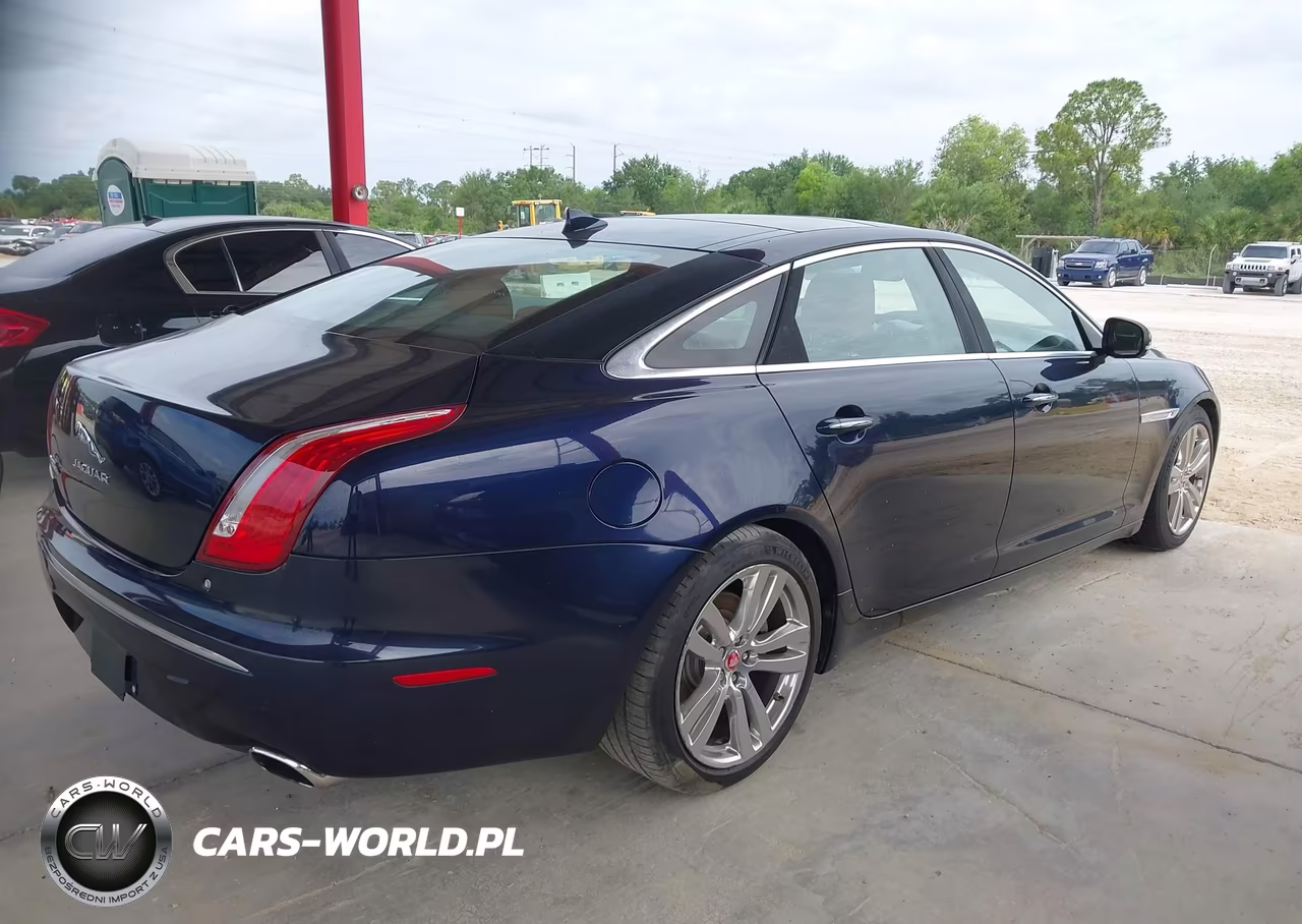 2015 Jaguar Xj Xjl Portfolio VIN:SAJWA2GZXF8V81154 - 4