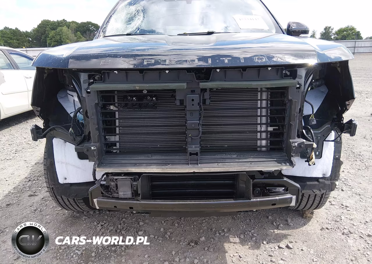 2025 Ford Expedition Platinum VIN:1FMJU1M86SEA61031 - 19