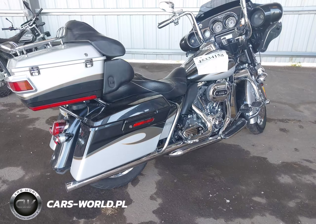 2013 Harley-Davidson Flhtcuse Cvo Ultra Cls Electra Gld VIN:1HD1PR816DB950261 - 4