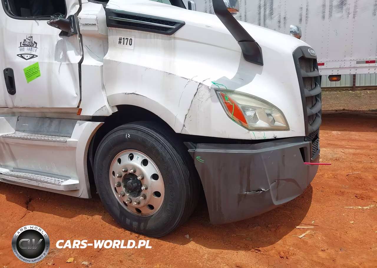 2018 Freightliner New Cascadia 126 VIN:3AKJHHDR4JSJW9424 - 17