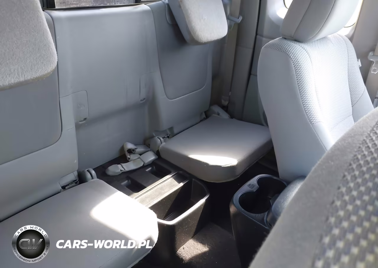 2012 Toyota Tacoma VIN:5TFTX4CN6CX013712 - 8