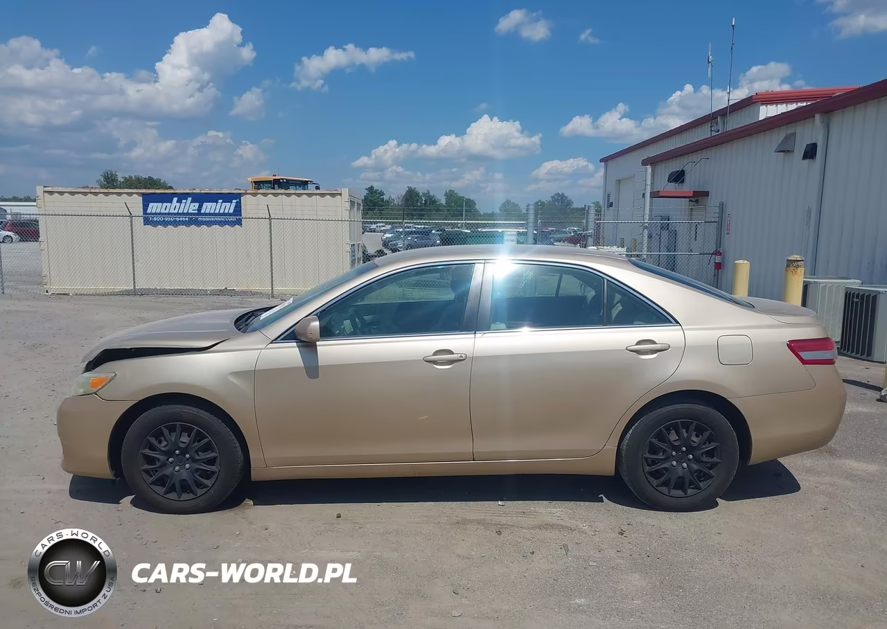 2010 Toyota Camry Le VIN:4T1BF3EK9AU022507 - 14