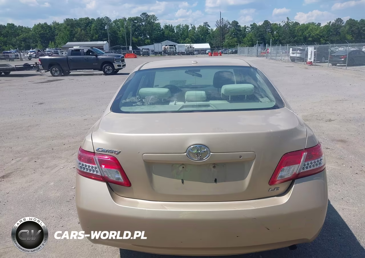 2010 Toyota Camry Le VIN:4T1BF3EK9AU022507 - 16