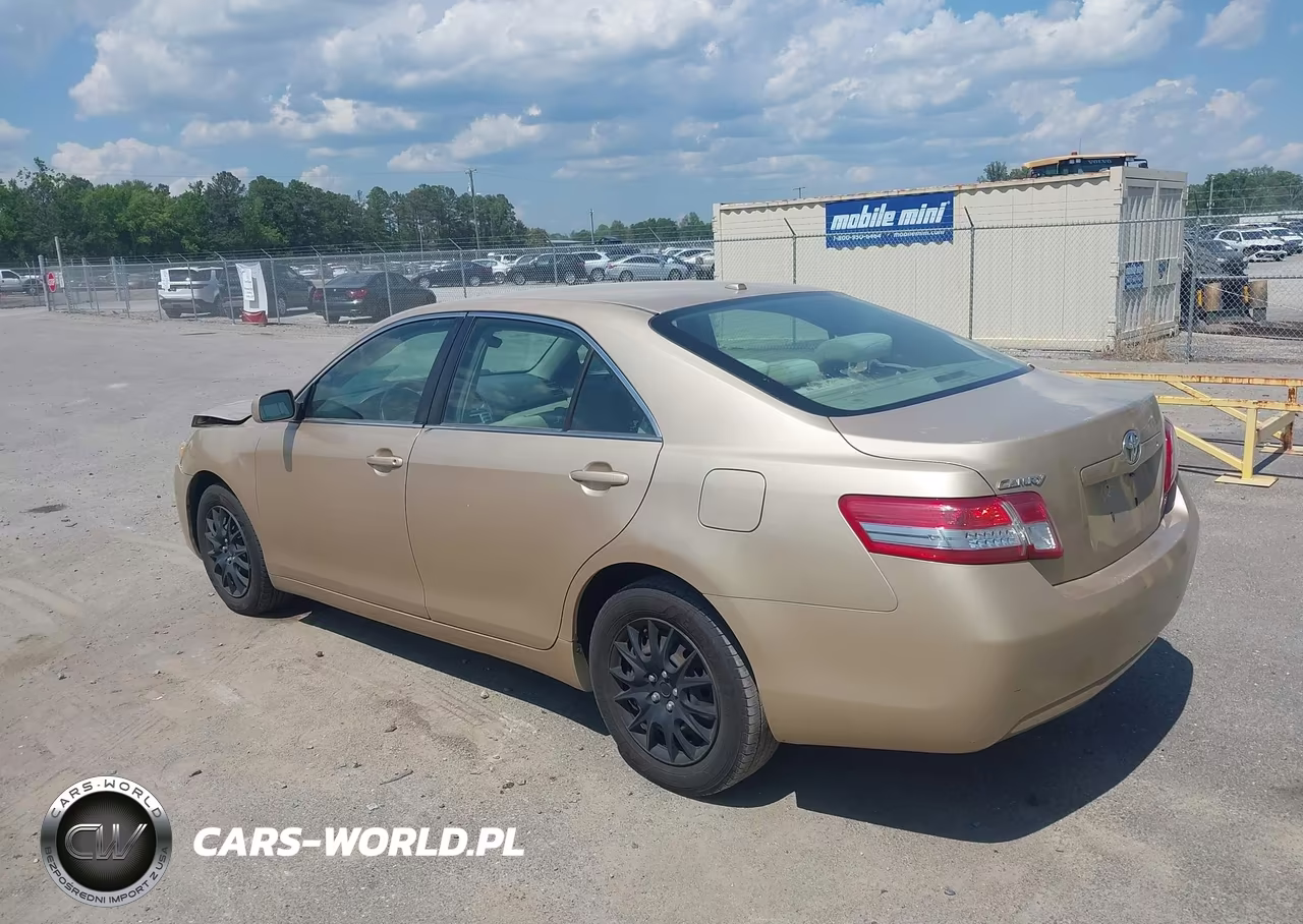 2010 Toyota Camry Le VIN:4T1BF3EK9AU022507 - 3