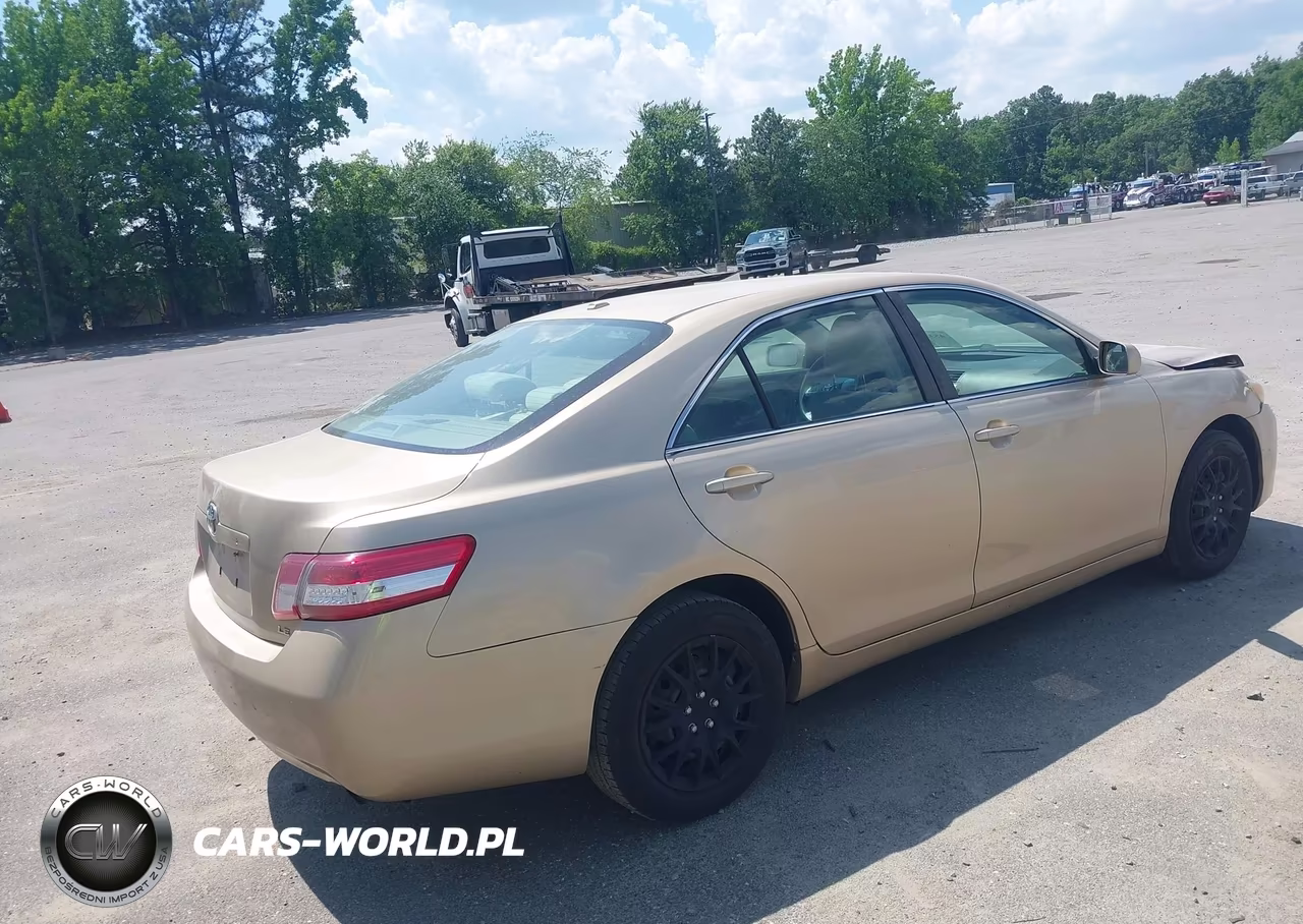 2010 Toyota Camry Le VIN:4T1BF3EK9AU022507 - 4