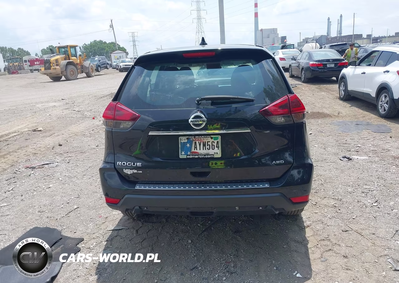 2018 Nissan Rogue S VIN:5N1AT2MV8JC721241 - 17