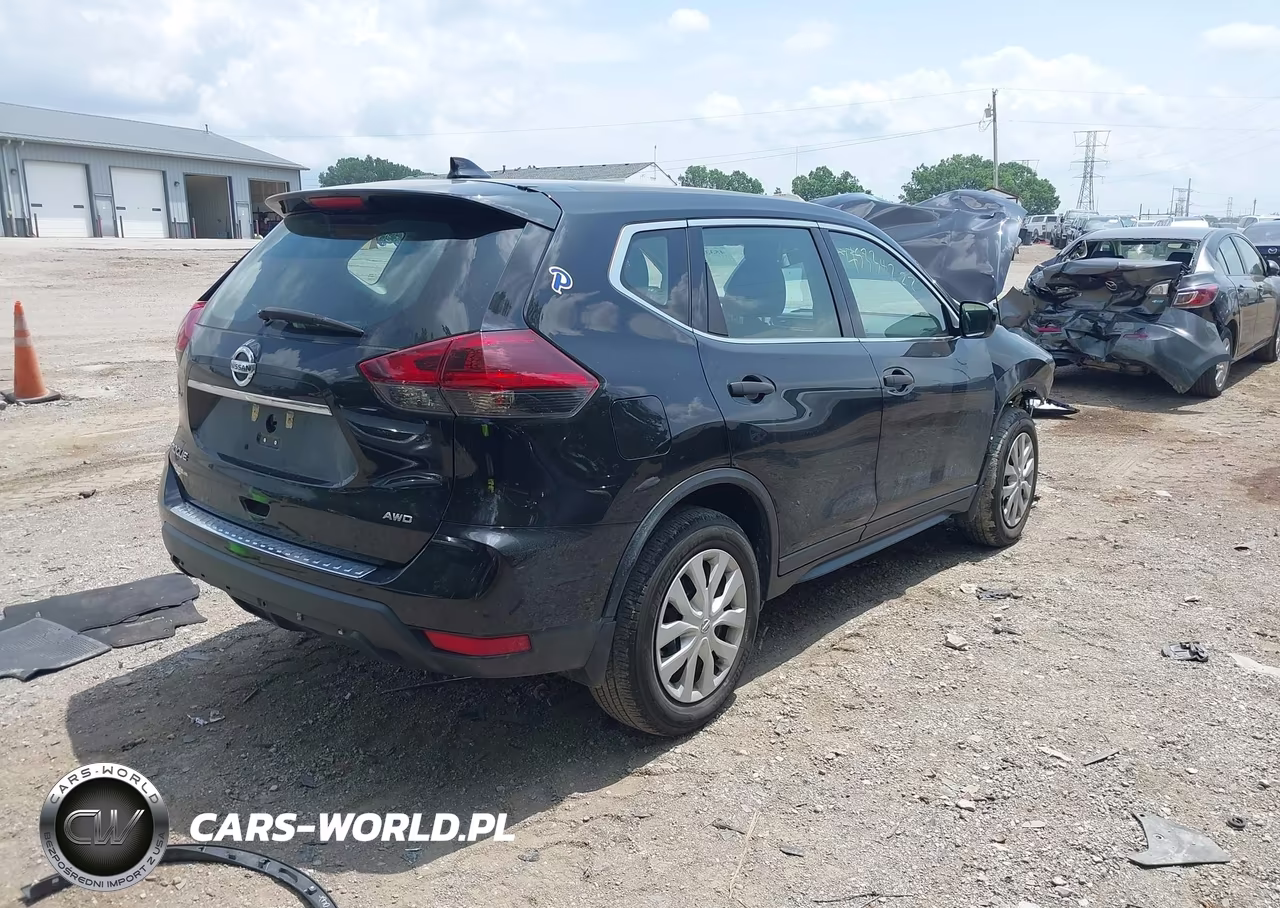 2018 Nissan Rogue S VIN:5N1AT2MV8JC721241 - 4