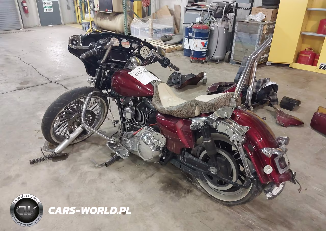 2016 Harley-Davidson Flhxs Street Glide Special VIN:1HD1KRM19GB687501 - 3