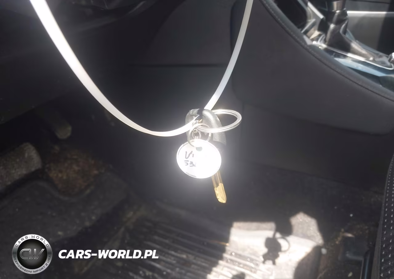 2017 Toyota Corolla Im VIN:JTNKARJE8HJ536717 - 18