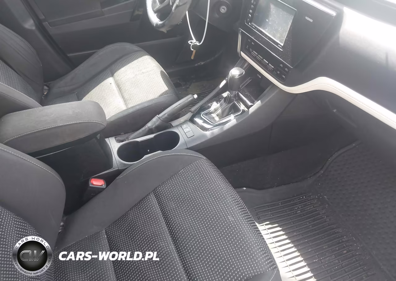 2017 Toyota Corolla Im VIN:JTNKARJE8HJ536717 - 5