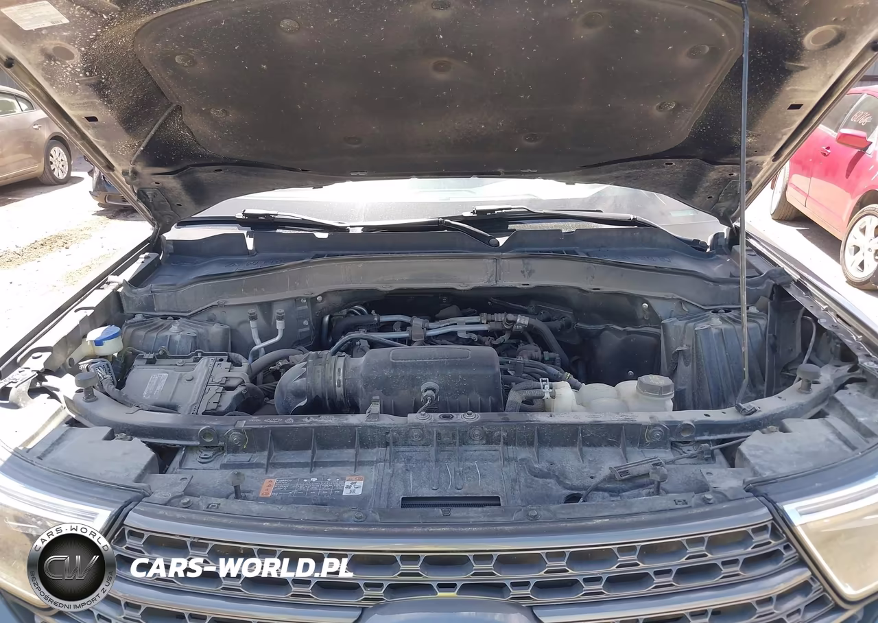 2021 Ford Explorer Xlt VIN:1FMSK8DH1MGA95050 - 10