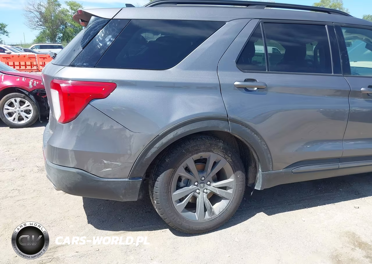 2021 Ford Explorer Xlt VIN:1FMSK8DH1MGA95050 - 6