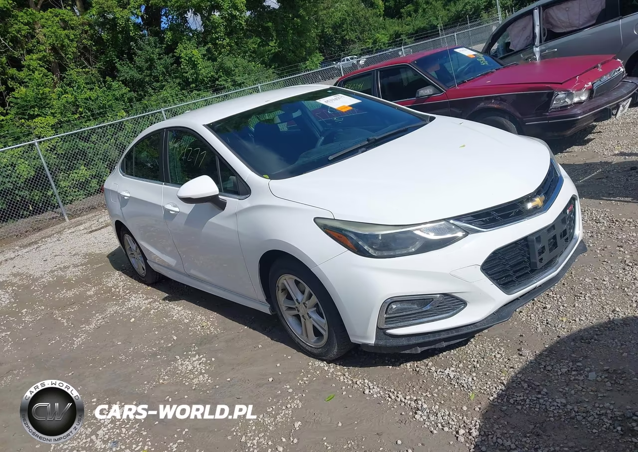 2018 Chevrolet Cruze Lt Auto – zdjęcie 1 z 16