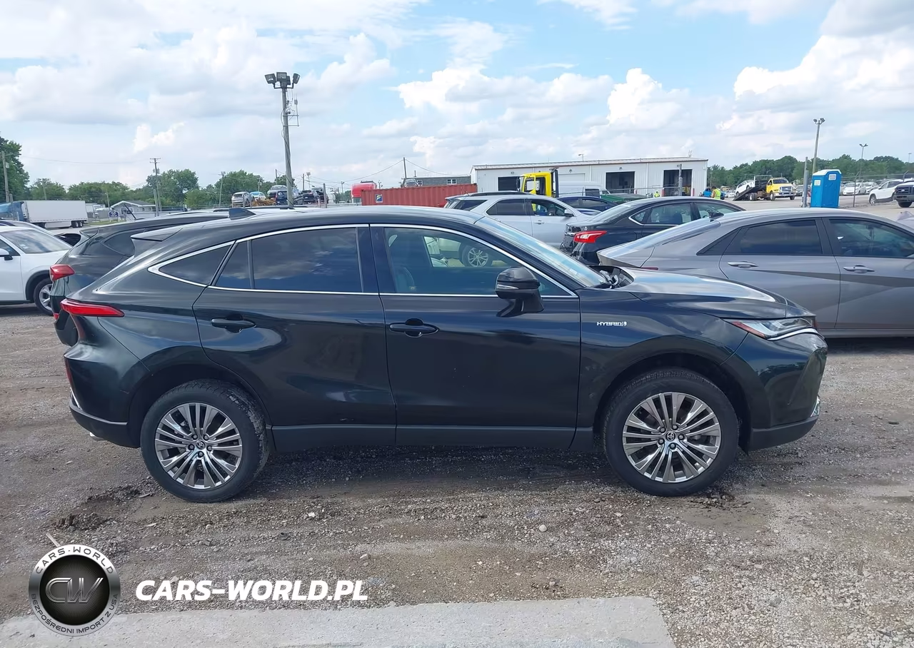 2021 Toyota Venza Limited VIN:JTEAAAAH5MJ011972 - 13