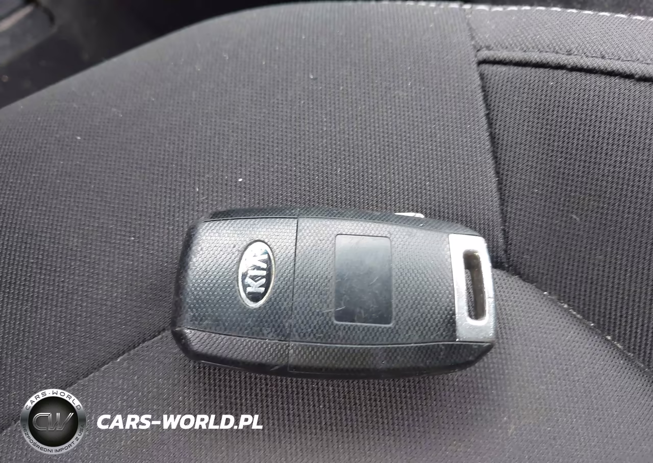2015 Kia Soul VIN:KNDJN2A26F7223385 - 11