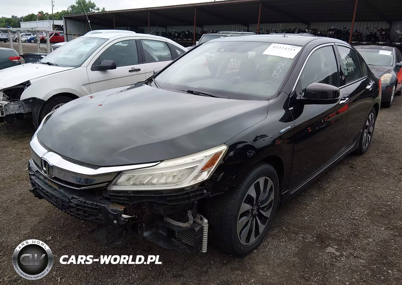 2017 Honda Accord Hybrid Touring VIN:JHMCR6F71HC015920 - 2