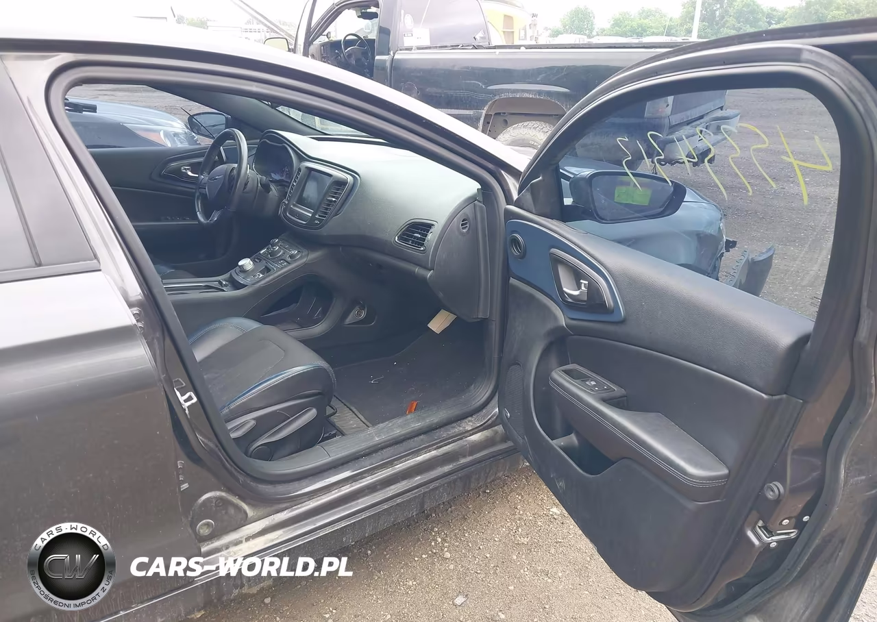 2015 Chrysler 200 S VIN:1C3CCCBB1FN591900 - 5