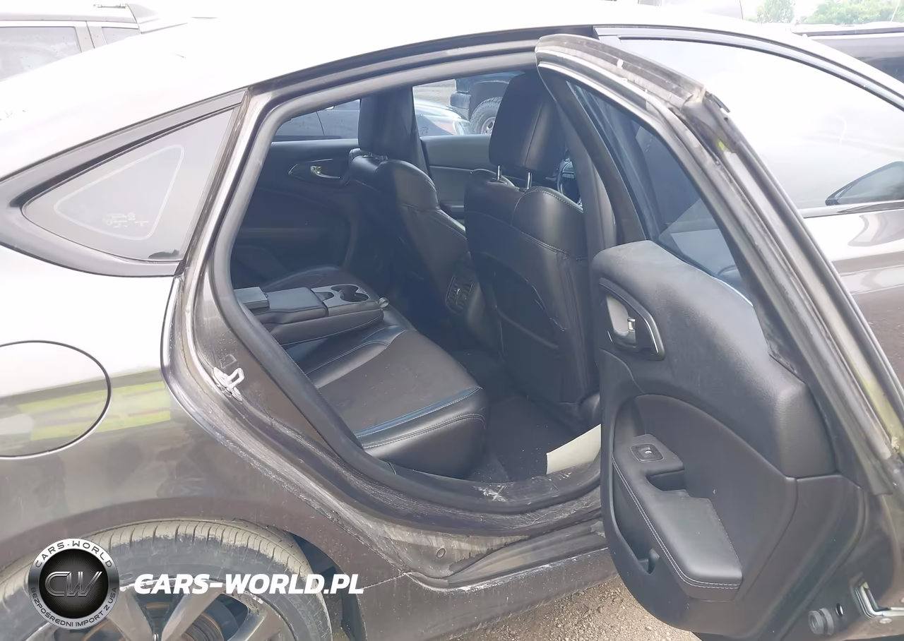 2015 Chrysler 200 S VIN:1C3CCCBB1FN591900 - 8