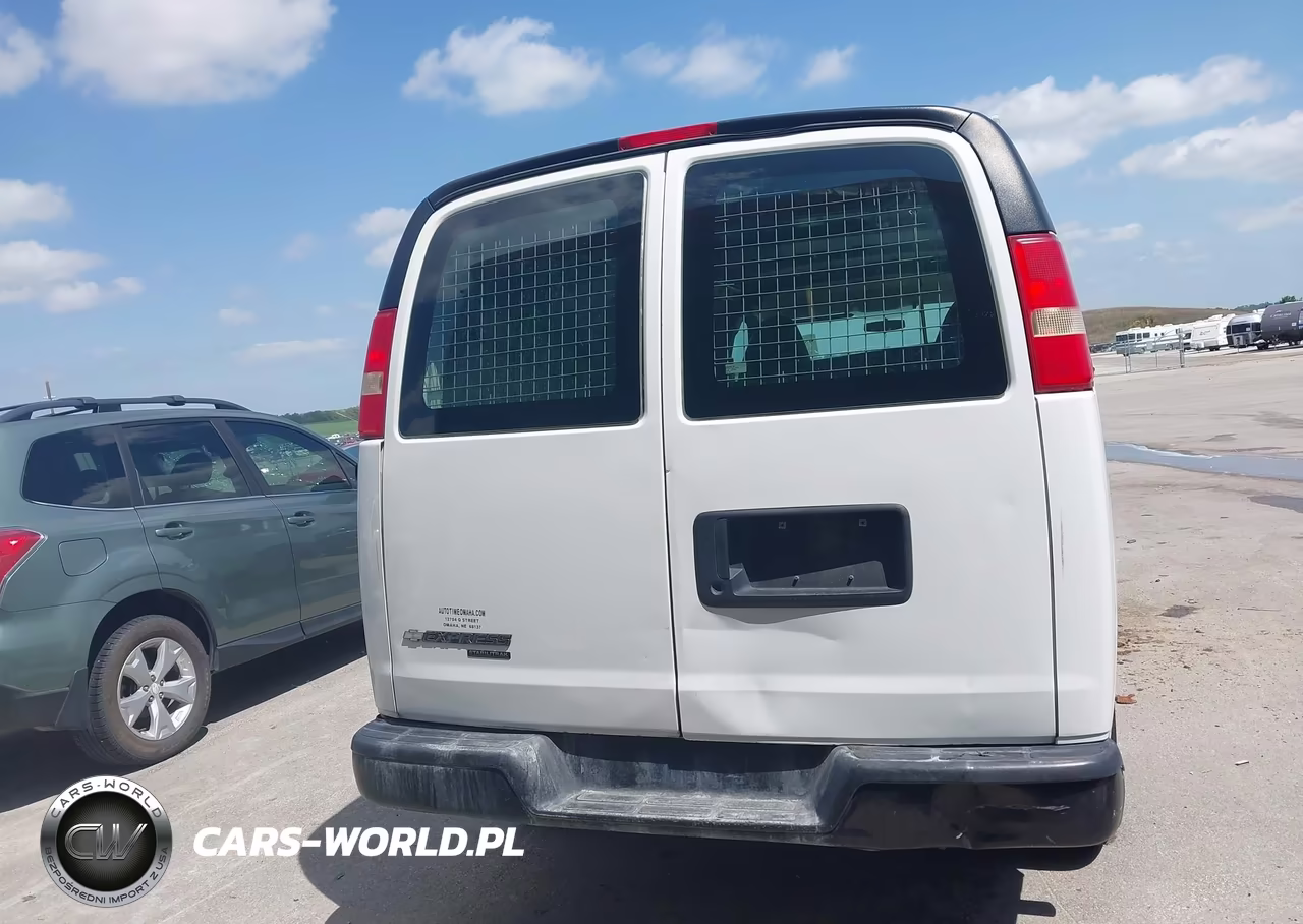 2012 Chevrolet Express 2500 Work Van VIN:1GCWGGBA2C1165941 - 16