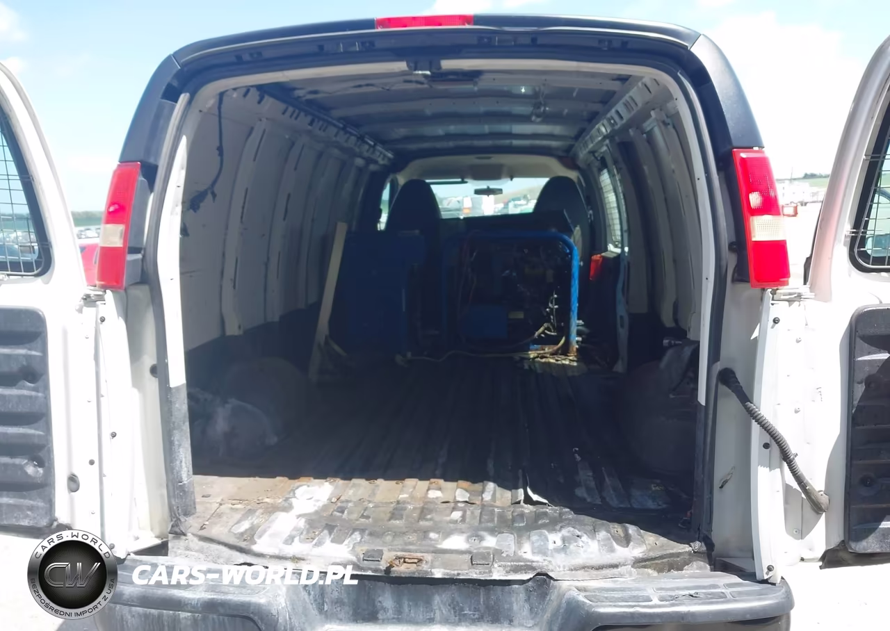 2012 Chevrolet Express 2500 Work Van VIN:1GCWGGBA2C1165941 - 17