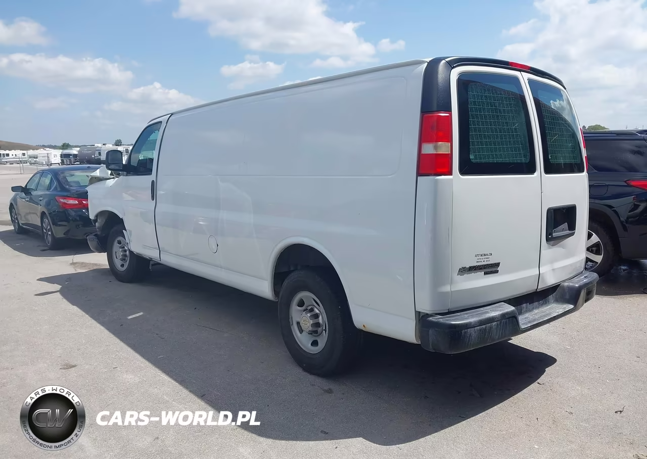 2012 Chevrolet Express 2500 Work Van VIN:1GCWGGBA2C1165941 - 3