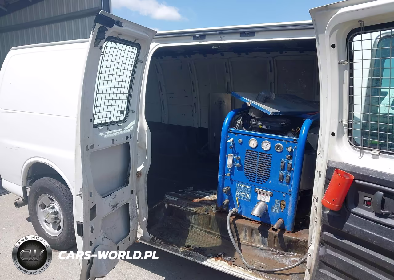 2012 Chevrolet Express 2500 Work Van VIN:1GCWGGBA2C1165941 - 8